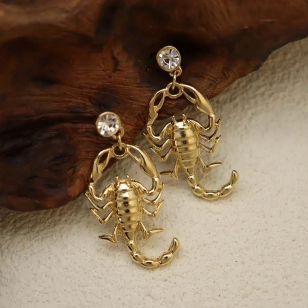 Scorpion Pendant Necklace/Earrings 14k Yellow Gold Plated Laser Cut New with Tag - Picture 7 of 10